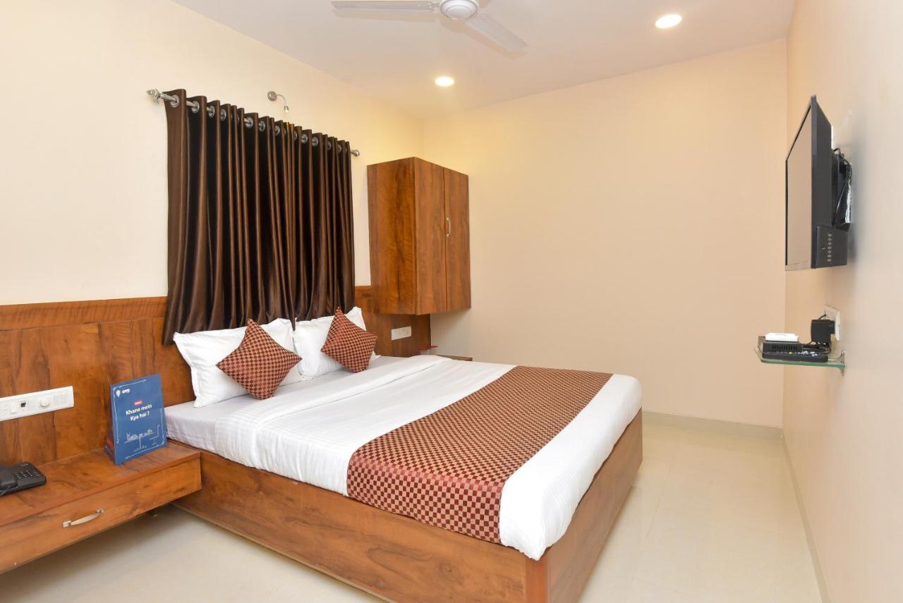 Oyo 8757 Prakash Inn Mumbai Kültér fotó